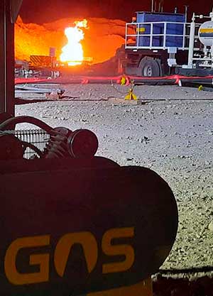 Sistema de pruebas de hermeticidad hidráulica de Green Oil Services en un yacimiento petrolero, asegurando la integridad de ductos y equipos a presión.